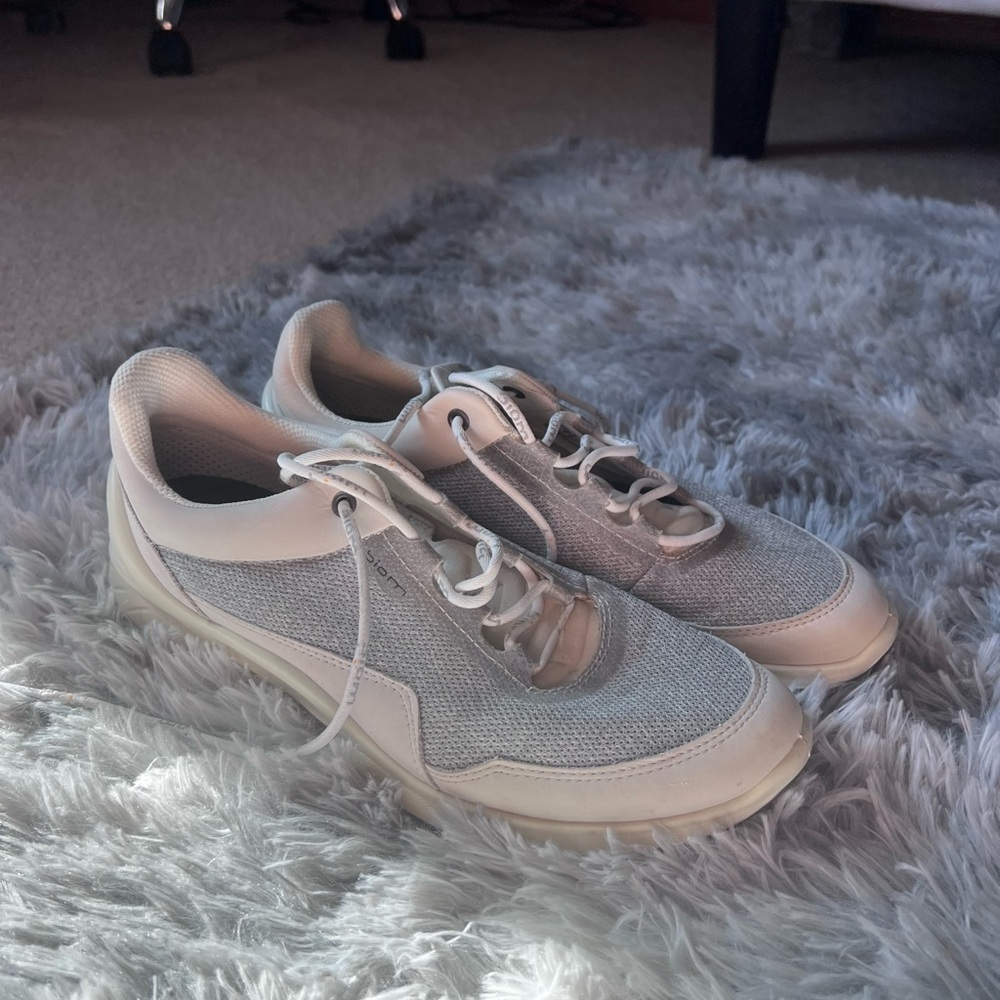 Ecco Womens shoes